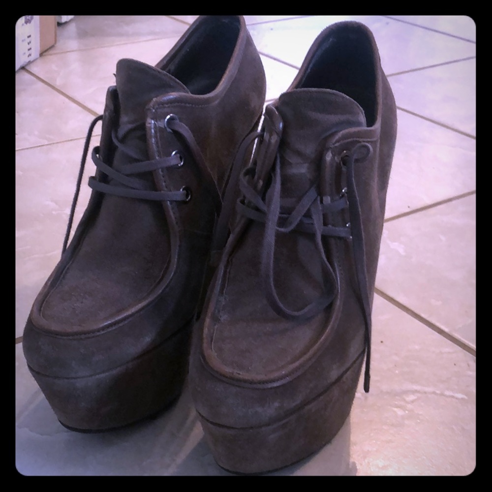 Stuart Weitzman Platform Lace Up